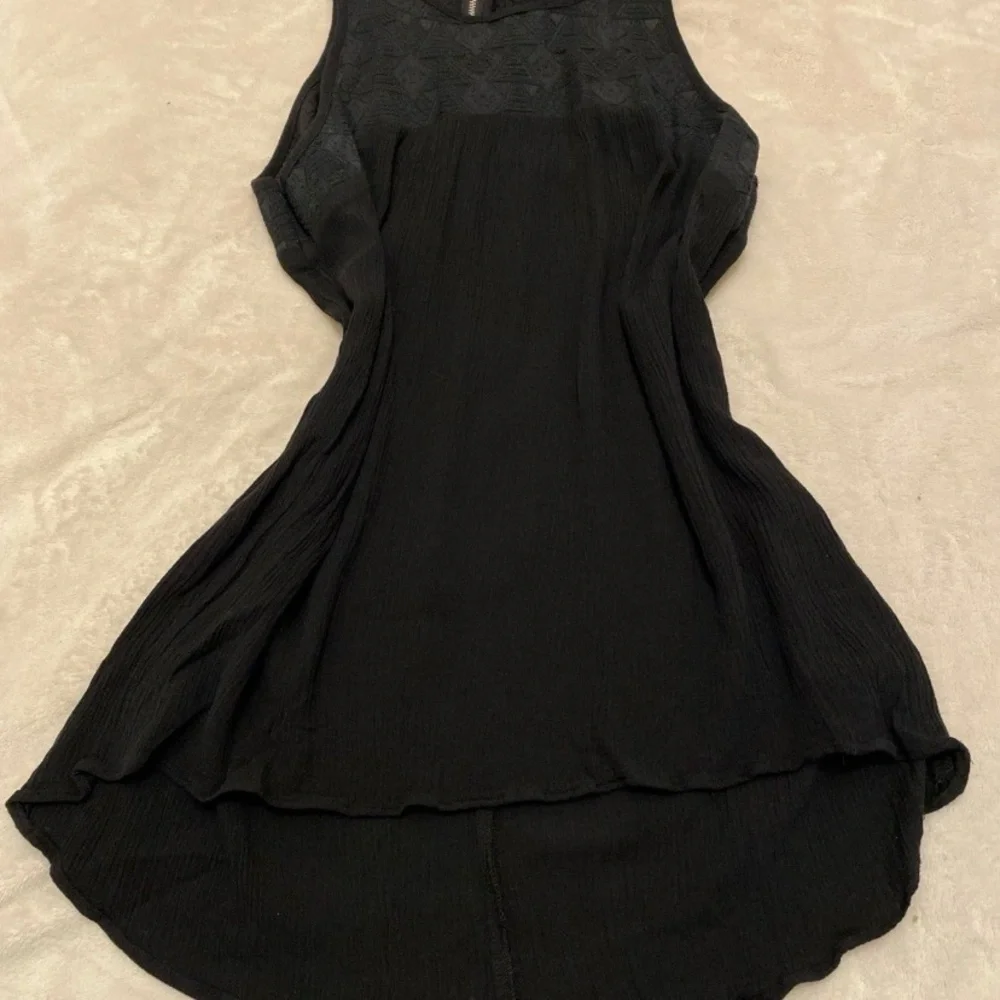 Mossimo Supply Co. Black Geometric Diamond Print Sleeveless Blouse